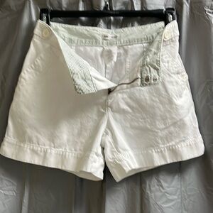 Lee just below the waist size eight 100% cotton white shorts